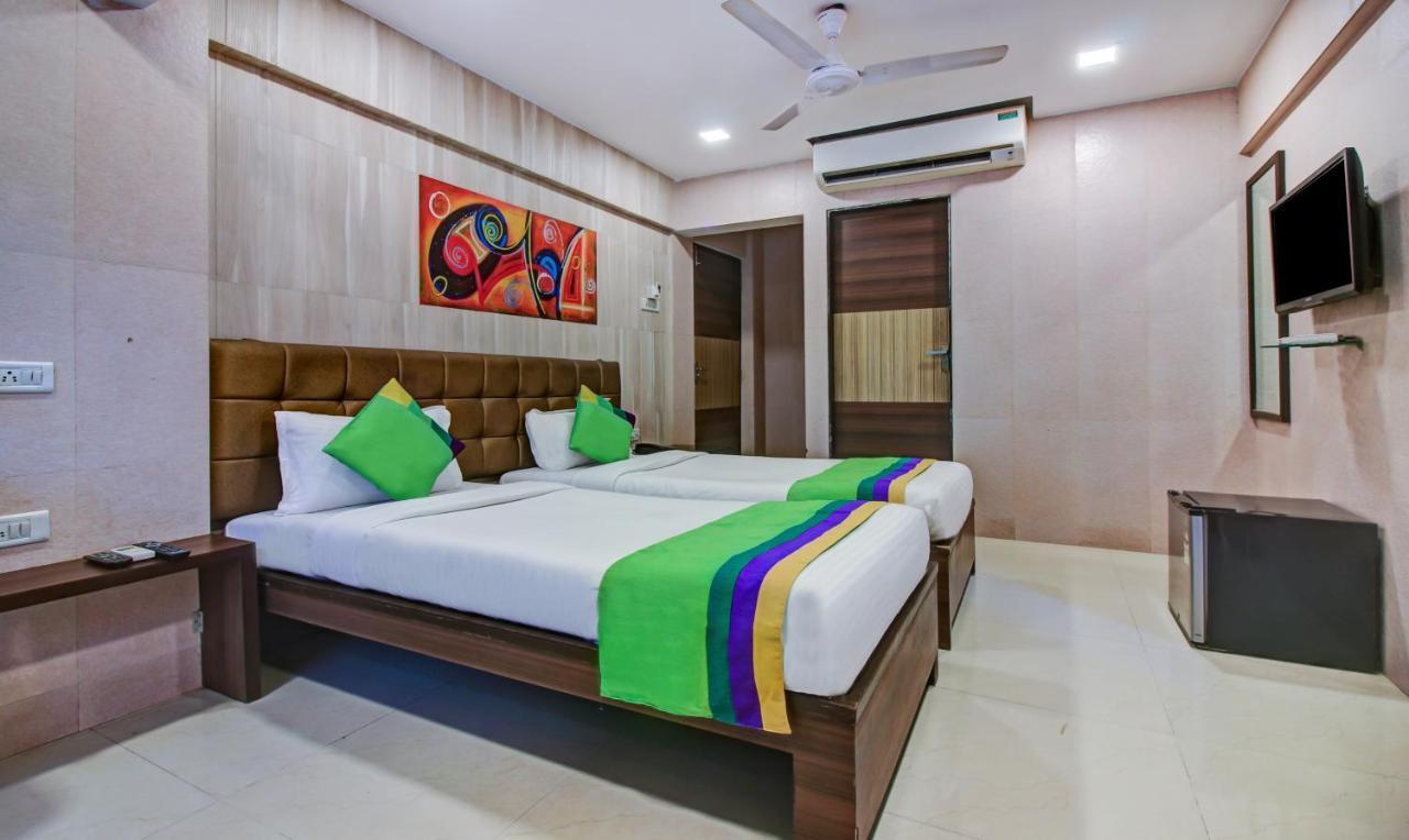 Treebo Lake Bloom Powai Mumbai Exterior foto